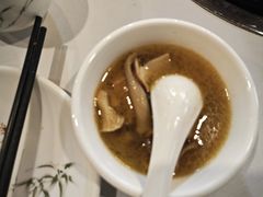 -菌海森林·非遗野生菌火锅(西山区滇池路摩根道店)