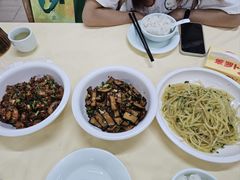 -笨罗卜浏阳菜馆(龙华鹏润达店)