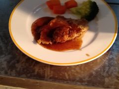 -昆山裕元花园酒店·温莎西餐厅