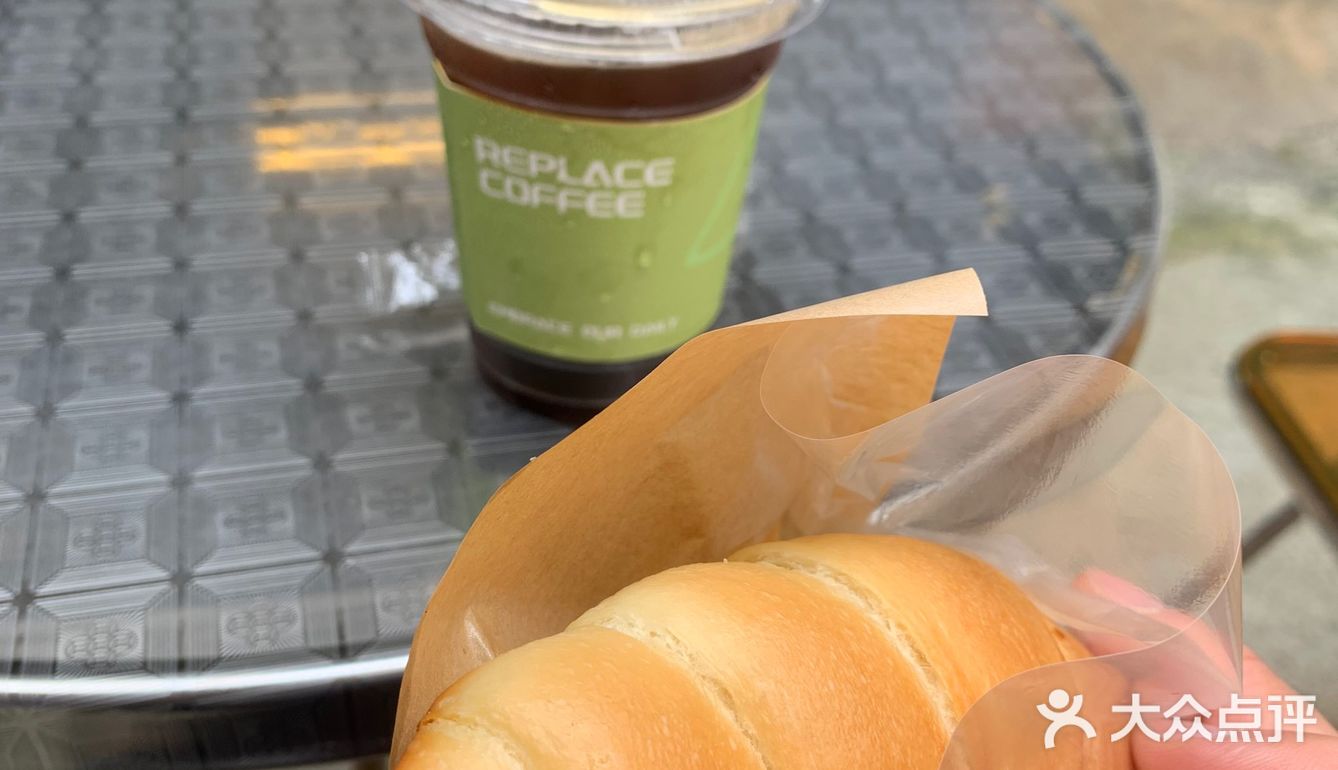江门咖啡｜街头转角老房子下Replace Coffee