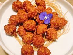 干炸满月小丸子-范家小馆·烤鸭新京菜(金融街店)