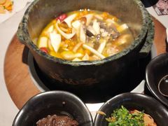 -芸山季·云南山珍菌火锅(人民广场来福士店)