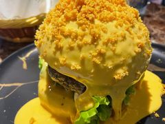 瀑布芝士牛肉汉堡-Let'sBURGERplus·非常创意汉堡(三里屯店)