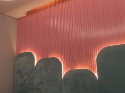 -PE SALON 