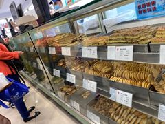 面包甜点陈列柜-上海哈尔滨食品厂(淮海中路店)