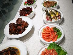 -翠山·映月湖景餐厅(映月湖公园店)