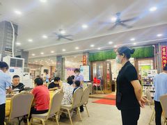 -鹏城人家海鲜酒家·23年老字号(较场尾店)