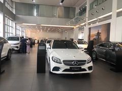 -奔驰上海利星(七宝店)