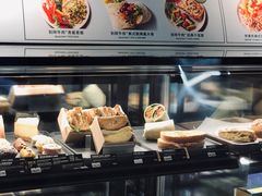 -星巴克(七宝领展广场1F店)
