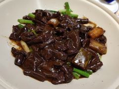 特色黑拉皮-将相和·海鲜蒸饺大连菜