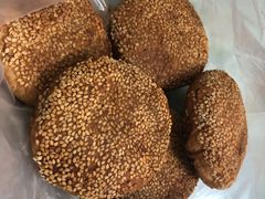 麻酱烧饼-老磁器口豆汁店(天坛店)