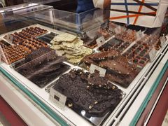 -VENCHI 闻绮(北京国贸商城店)