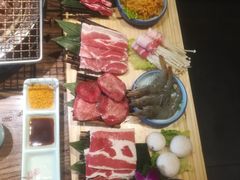 -明洞阿姨·韩式酱蟹烤肉·创意料理(三元桥店)