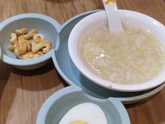 -小鱼小牛·鱼牛干锅·脆鱼火锅(世欧广场店)