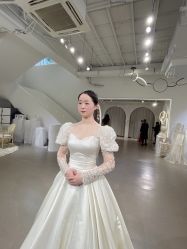 -艾米丽婚纱礼服