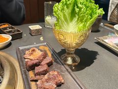 -铭牛烧肉·和牛海鲜自助(高新月牙湖店)