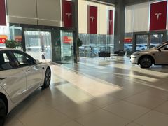 -TESLA 特斯拉(北京后沙峪特斯拉中心)