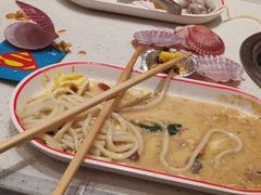 -龍歌自助小火锅(市南金茂湾店)