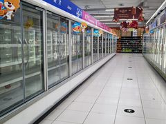 -家乐福(四元桥购物中心店)