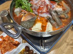 -青瓦餐厅·生鱼片·韩园烤肉(西塔店)