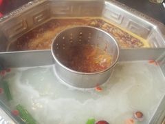 -辣川婆鲜肉自助串串香(三台子店)