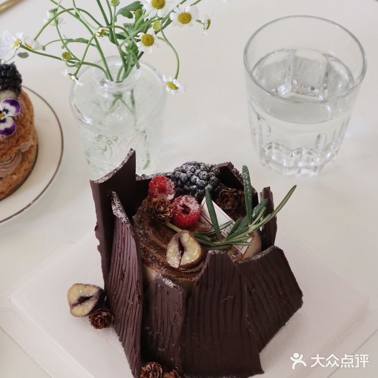 成都 |圣诞季限定 高颜值草莓甜心炸弹 少女心满满