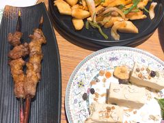 -塔哈尔·新疆盛宴(城西银泰店)