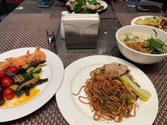 -上海滴水湖皇冠假日酒店