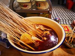 -拈签一笑黄牛肉辣卤串串