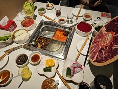经典麻辣火锅-海底捞火锅(长宁路龙之梦店)