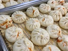 刚出炉的包子-清真石家包子(大皮院总店)