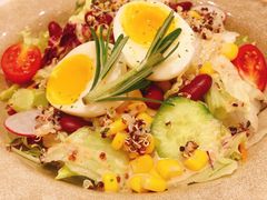 缤纷田园沙拉-西语·炭烧牛排(卓越中寰店)