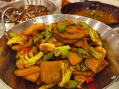 -鑫巴蜀小镇 · 水煮鱼专研店(玉桥店)