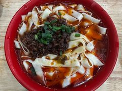 -雷祖芳老妈蹄花店
