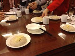 -鸿运酒楼