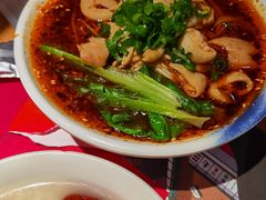 香辣肥肠面-一个叫川的地方(麒麟新天地店)
