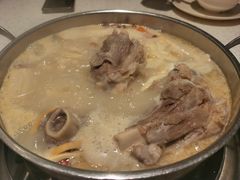 -三人行骨头王火锅(长寿店)
