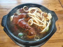 猪脚砂锅面-小义乌砂锅拉面(海事共享区店)