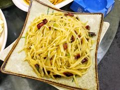 -小四川菜馆(托乐嘉店)