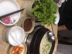 -英子补身汤(海兰路店)