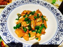 -味上湘菜馆(岳麓山店)