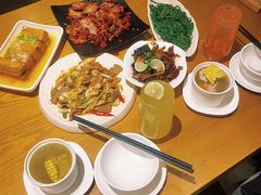 -隔壁老王·家常云南菜(花巷店)