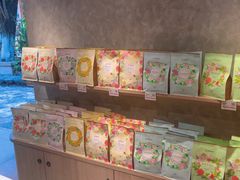 -嘉华鲜花饼(束河店)