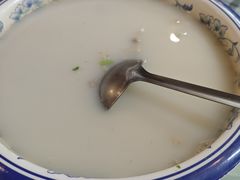-六顺园清真回族饭店(工程街店)