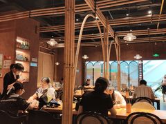 大堂-十三式重庆江湖菜(金茂览秀城店)