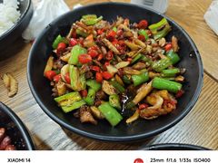 -稳湘湖南小馆(道尔泰生活广场店)