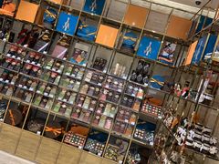 零售区-VENCHI 闻绮(北京国贸商城店)