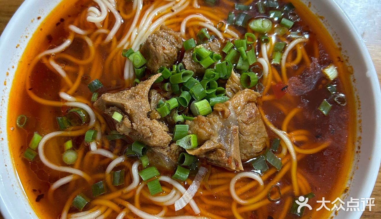 四川甘孜藏族自治州色达县噶德步行街11号附4号