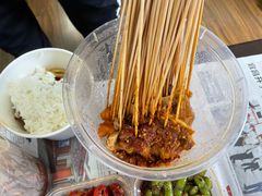 -马路边边串串香(苗栗路店)