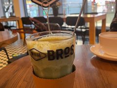 -Moka Bros 摩卡站(西单大悦城店)